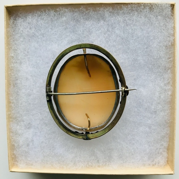 Antique Victorian Rebecca at the Well Cameo Brooch - Picture 6 of 9